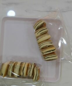 6 Chocolate Log Buns